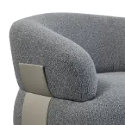 Circlo + Swivel Chair + liqana