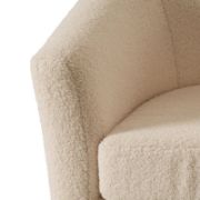 Uthail Chair + chair + liqana